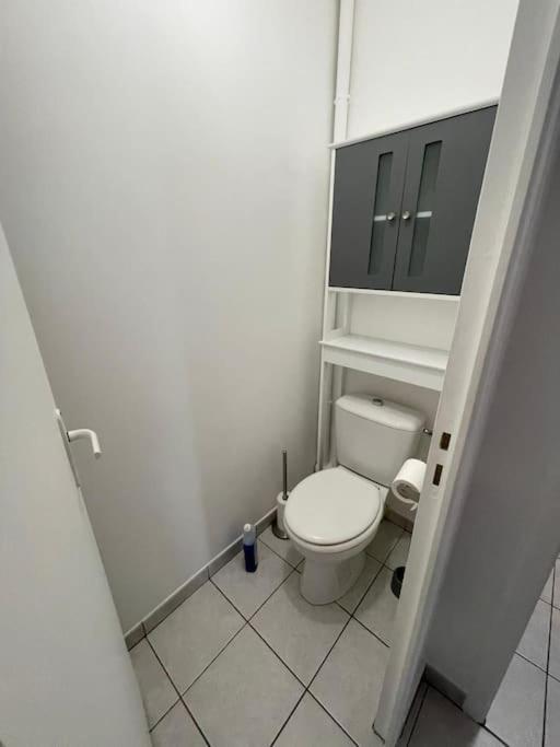 Maisonette Parking Prive Gratuit Doué-la-Fontaine Dış mekan fotoğraf